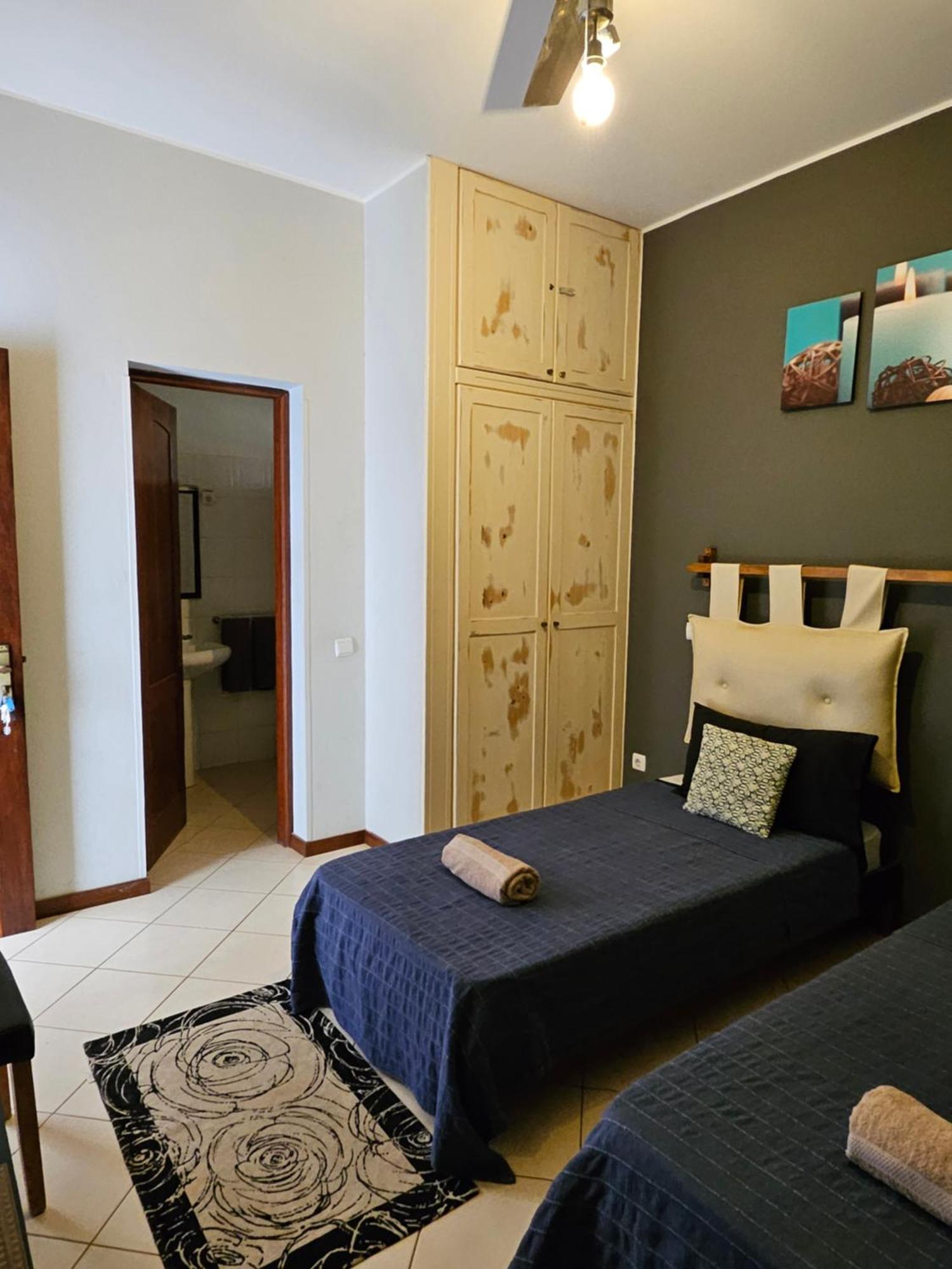 Blue Eagle Guesthouse - Casa De Hospedes Санта Мария Екстериор снимка