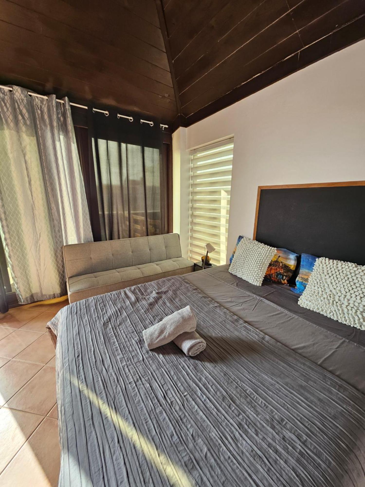 Blue Eagle Guesthouse - Casa De Hospedes Санта Мария Екстериор снимка