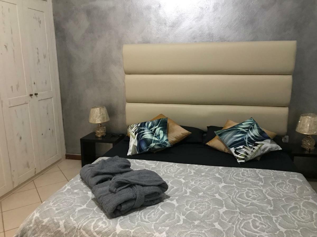 Blue Eagle Guesthouse - Casa De Hospedes Санта Мария Екстериор снимка