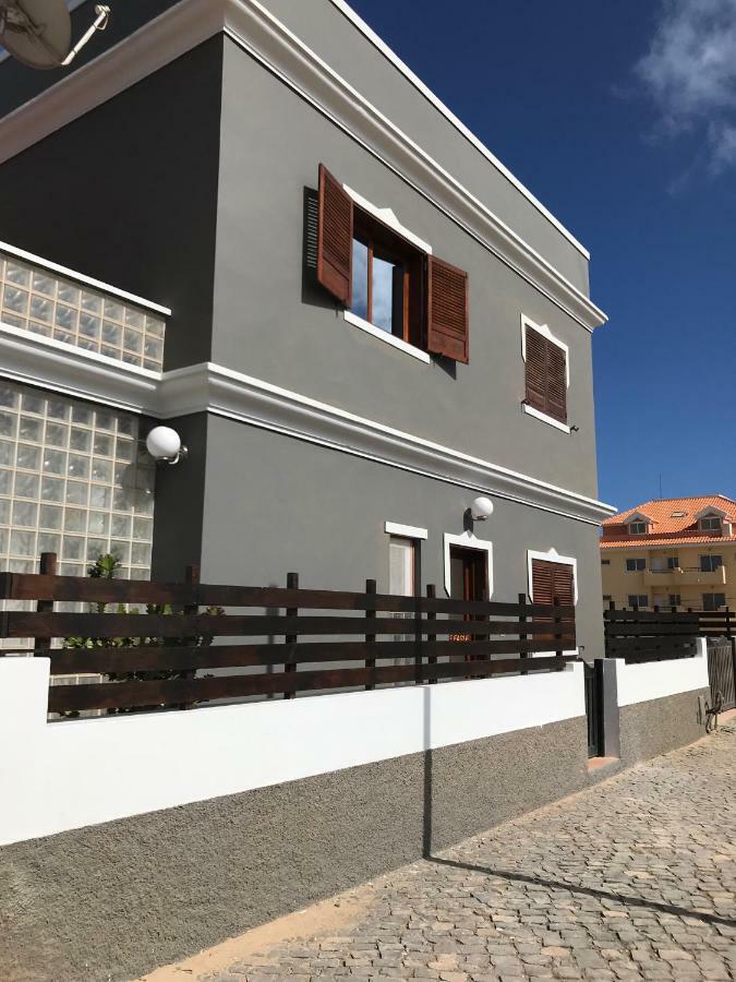 Blue Eagle Guesthouse - Casa De Hospedes Санта Мария Екстериор снимка